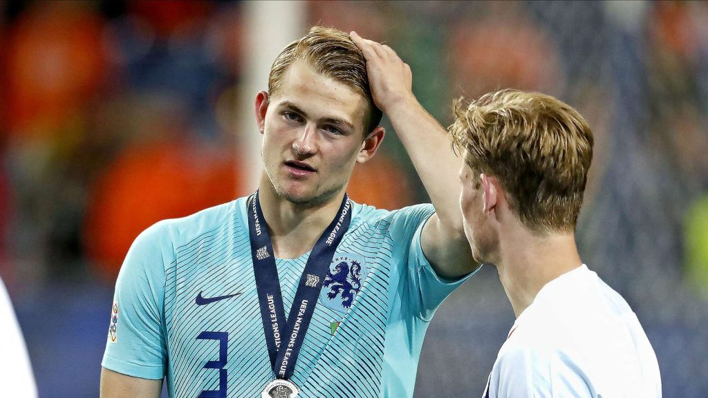 De Ligt: "Quizá no es el momento de ir al Barcelona, tengo que pensarlo"