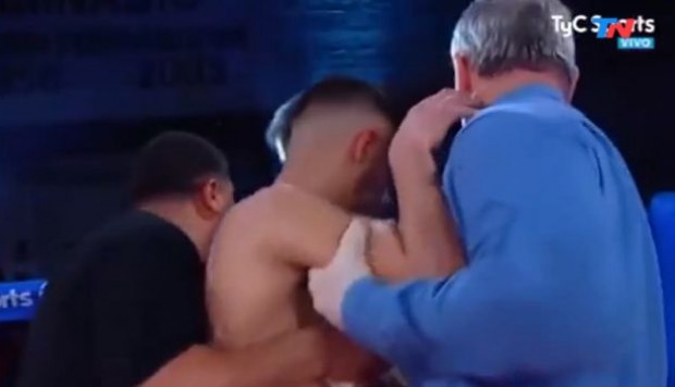 Boxeo: se desvaneció en pleno veredicto de la pelea y se debate entre la vida y la muerte