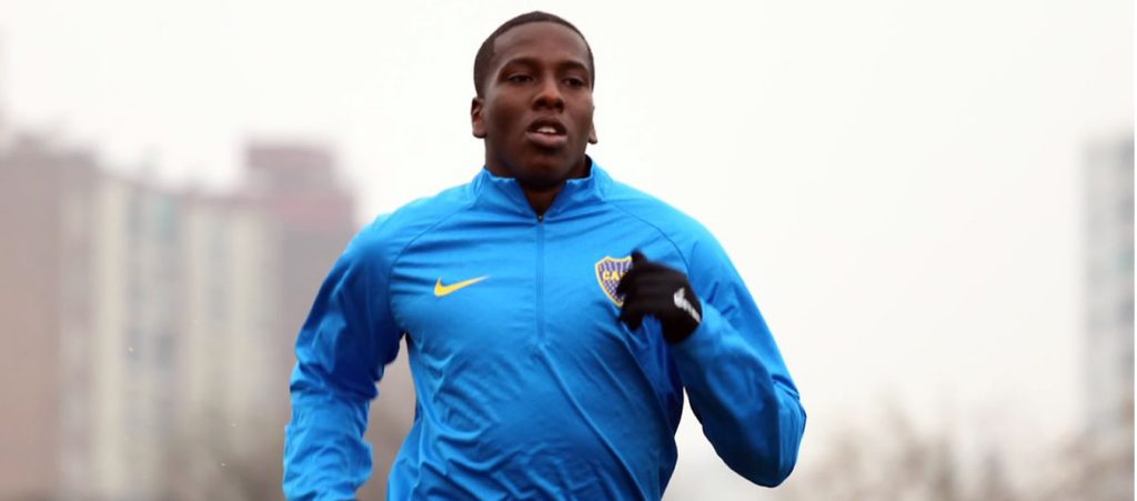 Jan Hurtado tuvo el primer entrenamiento junto al plantel completo de Boca