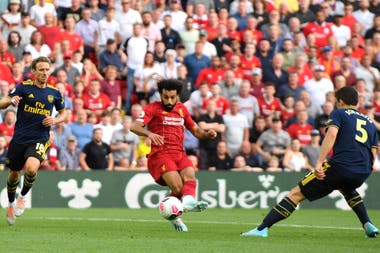Los dos golazos de Salah al Arsenal que decretaron la paliza de Liverpool en Anfield