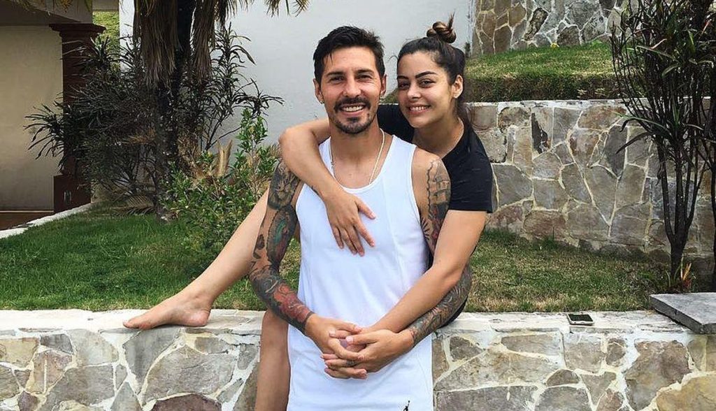 Larissa Riquelme se desmayó tras escuchar la sentencia de 14 años a Jonathan Fabbro