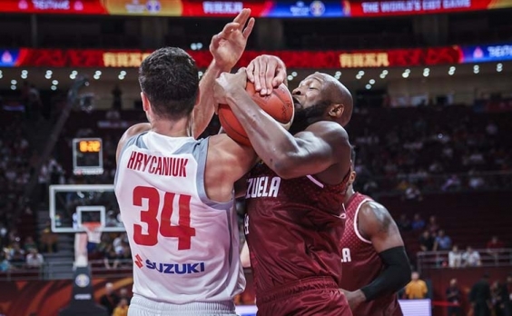 Mundial de China: Amargo debut de Venezuela ante Polonia, cayó 80-69