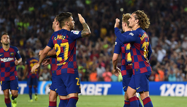 El Barcelona goleó 5-2 al Betis con un festín de Griezmann