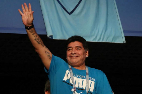 Maradona dirigirá a Gimnasia, el equipo de Cristina Kirchner