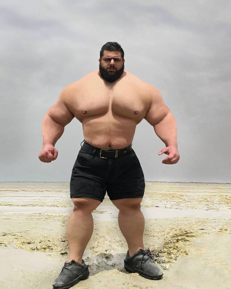 El 'Hulk de Irán' se pasa al sangriento boxeo sin guantes