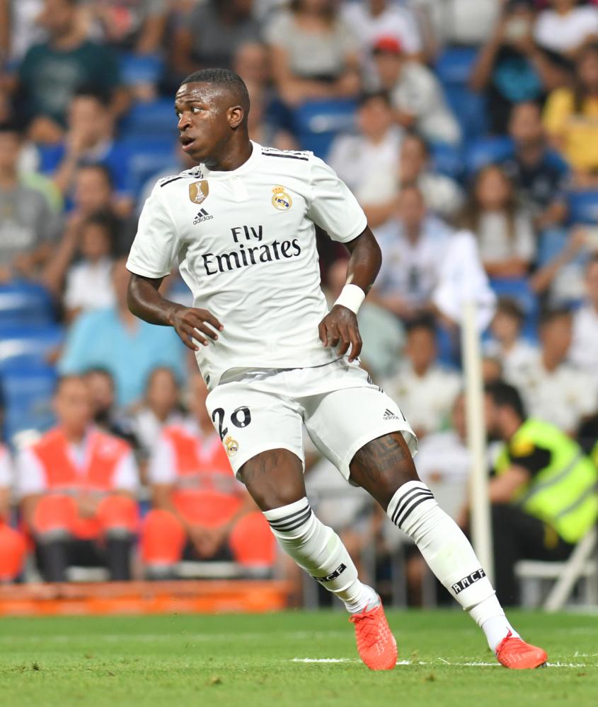 Vinícius: "Aquí un día eres Pelé y al siguiente no juegas"