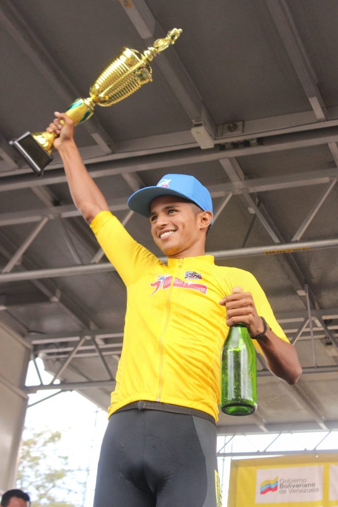 Roniel Campos, flamante campeón de la Vuelta al Táchira-2020.Foto/Johnny Parra-