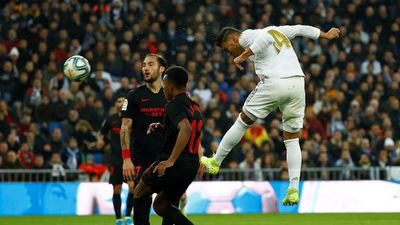 Doblete de Casemiro le dio el triunfo al Real Madrid sobre el Sevilla