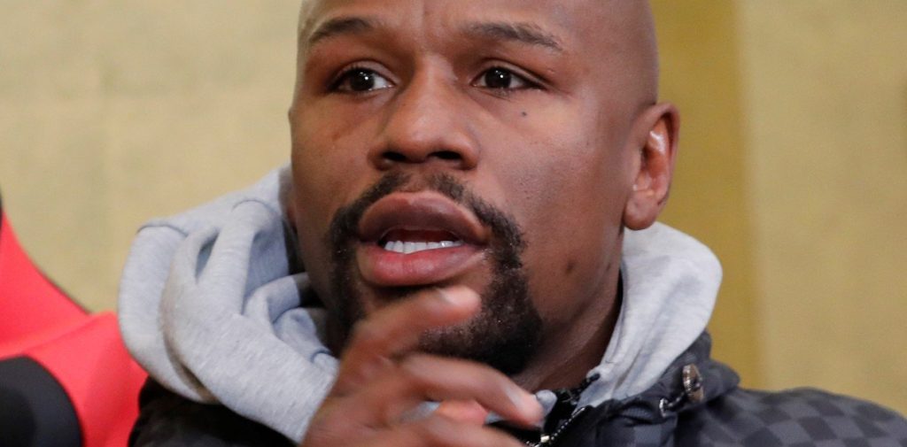 Mayweather costeará gastos funerarios de George Floyd