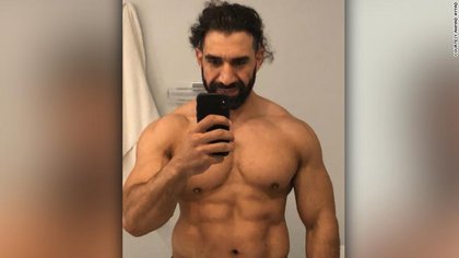 Ahmad Ayyad se toma una selfie en su mejor momento físico