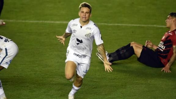 Soteldo marcó su primer tanto de la temporada con destacada actuación en el Santos