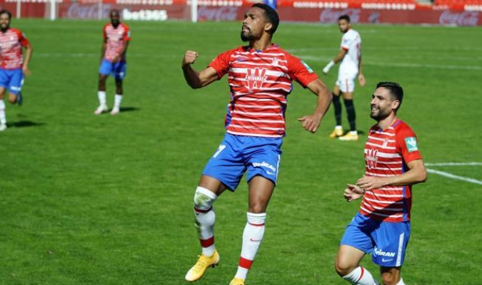 Yangel Herrera da el triunfo al Granada ante un Sevilla inferior
