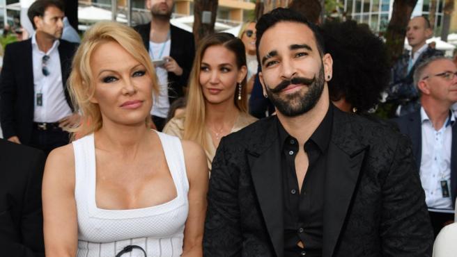 Adil Rami asegura que se le ofrecían "mujeres fáciles" y "chicos con bolsillos llenos de droga"