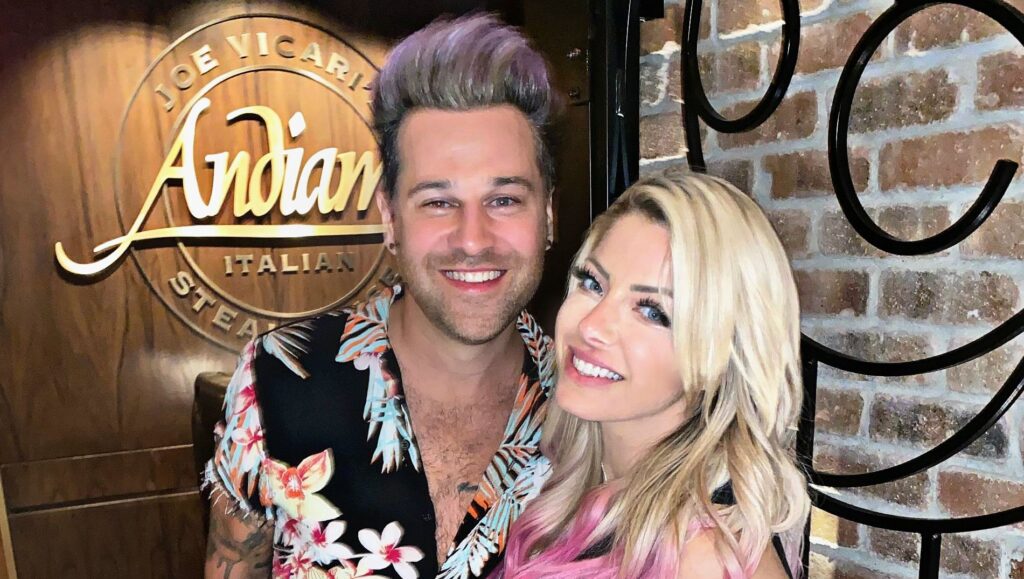 La superestrella de la WWE, Alexa Bliss le dio el "Sí" a Ryan Cabrera