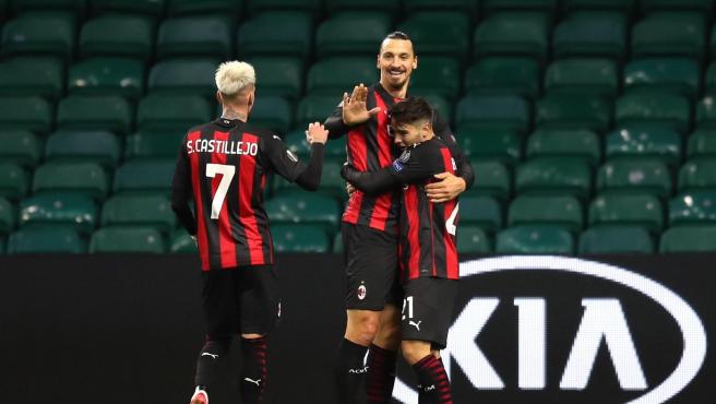 Ibrahimovic le regala una PS5 a cada uno de sus compañeros del Milan