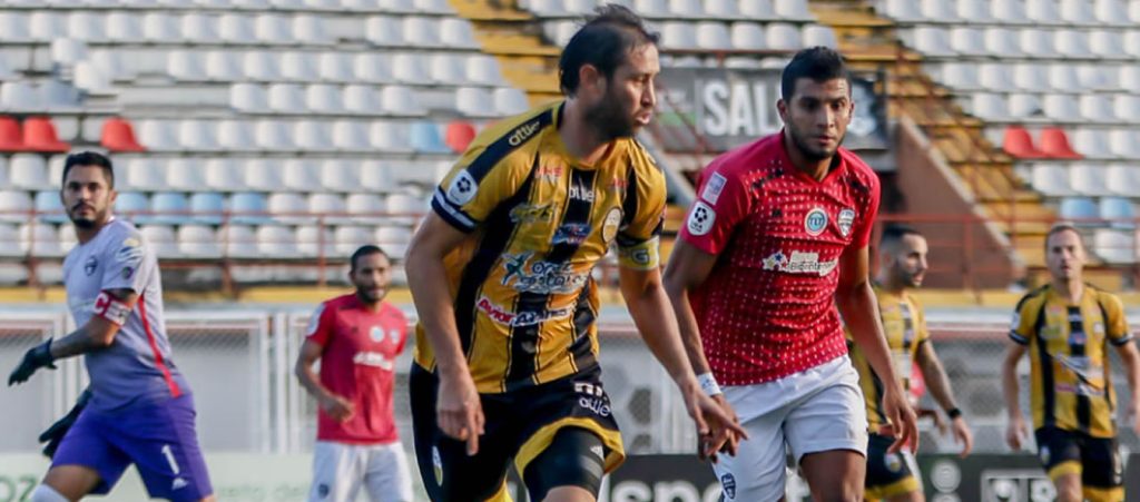Táchira goleó y se mantiene líder