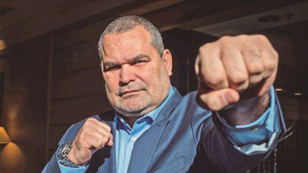 Chilavert enciende las redes sociales por su aspiración presidencial en Paraguay