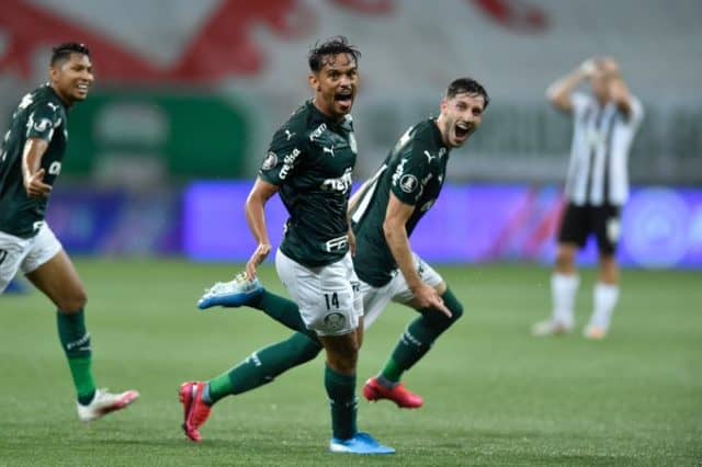 Palmeiras goleó a Libertad y es el primer semifinalista de la Libertadoresq