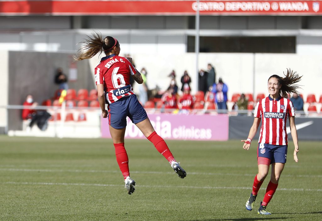 Deyna Castellanos marcó golazo frente al Sevilla