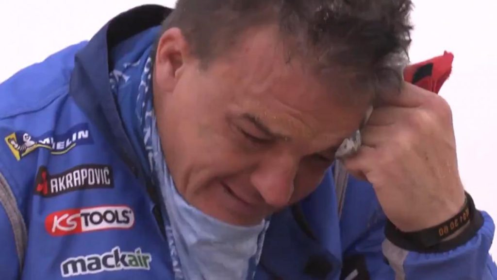 Las lágrimas de Ross Branch tras tener un accidente en el Dakar y romper su moto