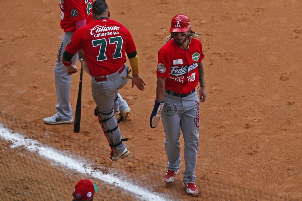 Panamá derrota a Colombia y se pone 2-0 en Serie del Caribe