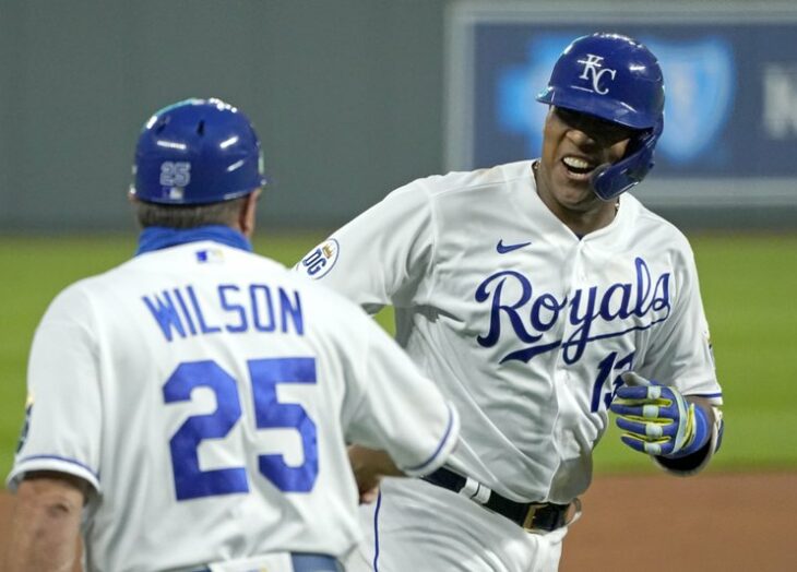 Salvador Pérez firmó por 4 años más y 82 millones de dólares con Kansas City