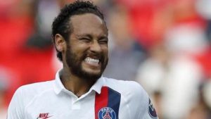 La reacción de Neymar al enterarse de que le han suplantado la identidad en Tinder