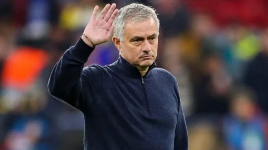 José Mourinho fue despedido como entrenador del Tottenham