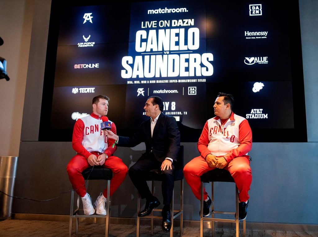 ¿Se cae la pelea? Saunders increpó a Canelo, no se presentó al careo y pide cambiar el tamaño del ring
