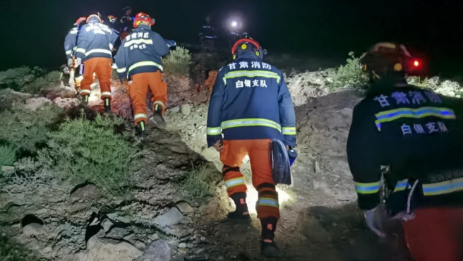 Mueren de frío más de 20 participantes en una ultramaratón en China