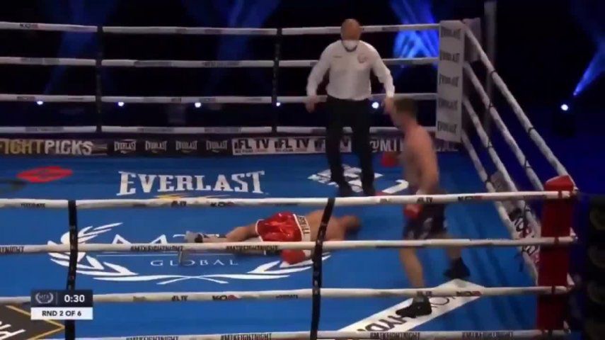 Pierce O’Leary conectó un gancho que dejó inconsciente a su rival
