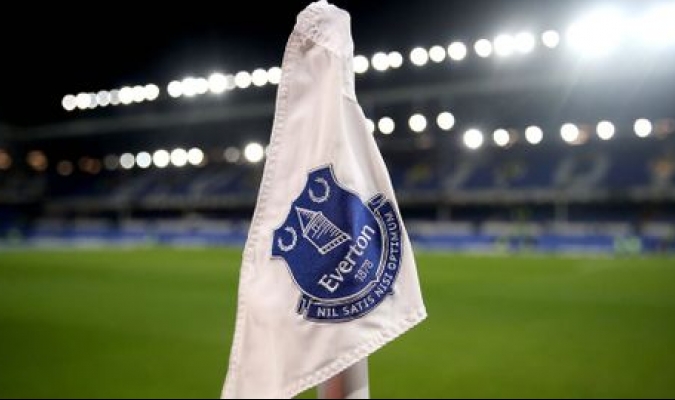 El Everton suspende a un jugador acusado de delitos sexuales contra menores