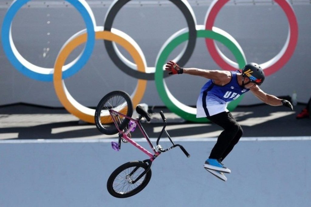 Encuentran bicicleta del venezolano Eddy Alviarez que pensaban había sido robada en Tokio