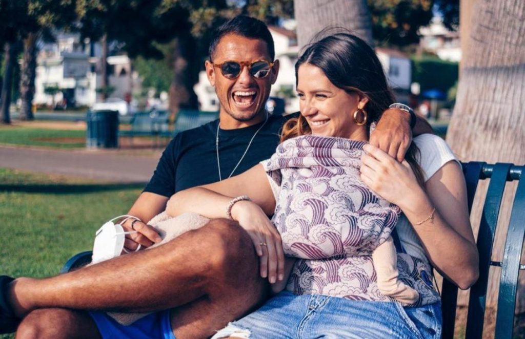 Sarah Kohan demandará a ‘Chicharito’ por la manutención de sus hijos