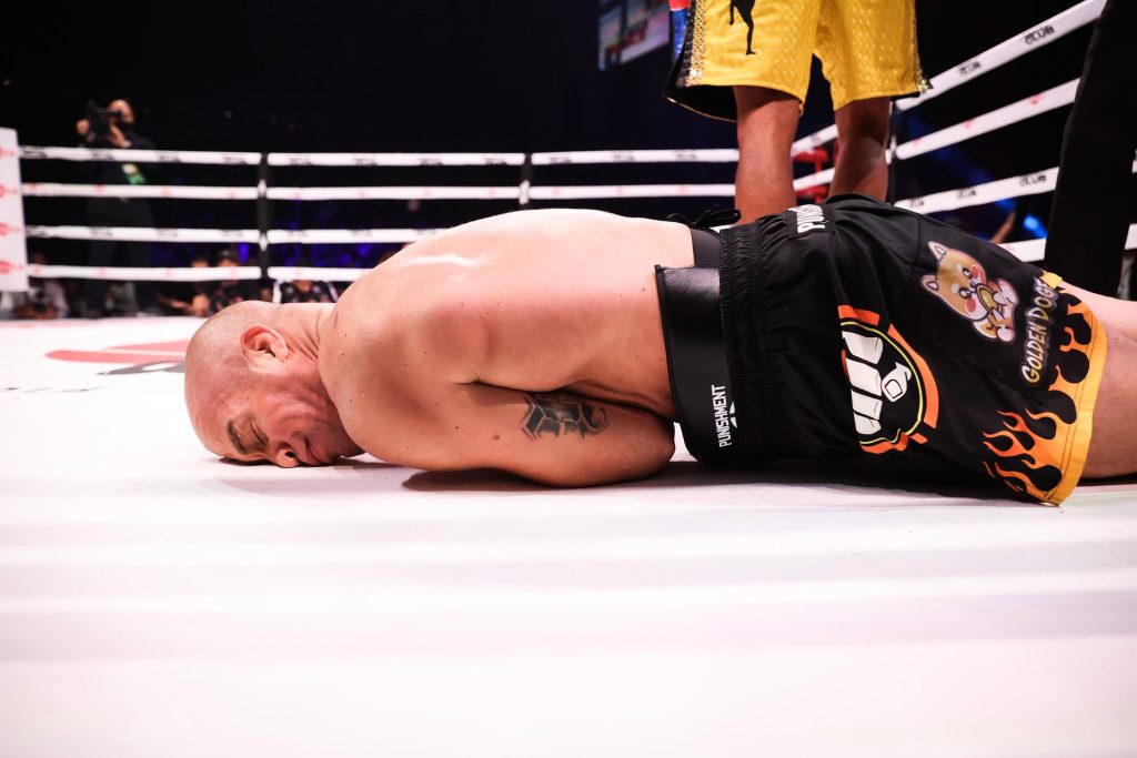 Anderson Silva noqueó a Tito Ortíz en 80 segundos
