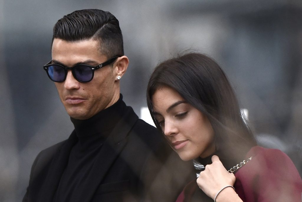 Cristiano Ronaldo superó a Lionel Messi con la foto familar más viral en redes sociales
