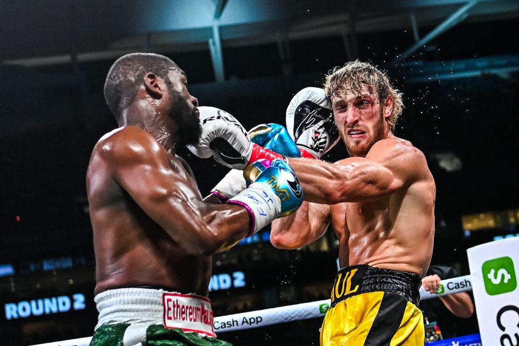 Floyd Mayweather Jr. habría sido demandado por Logan Paul