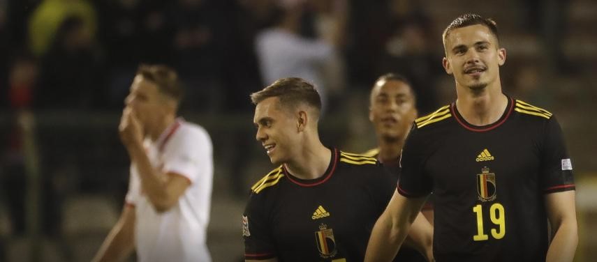 Bélgica le propina goleada de escándalo a Polonia