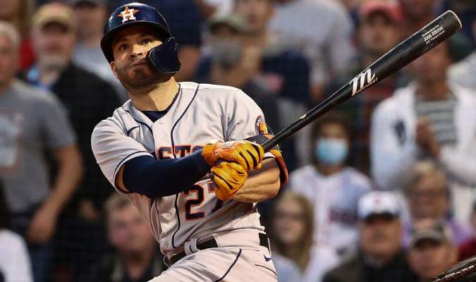 MLB: Tres venezolanos jonronean por partida doble en la misma jornada