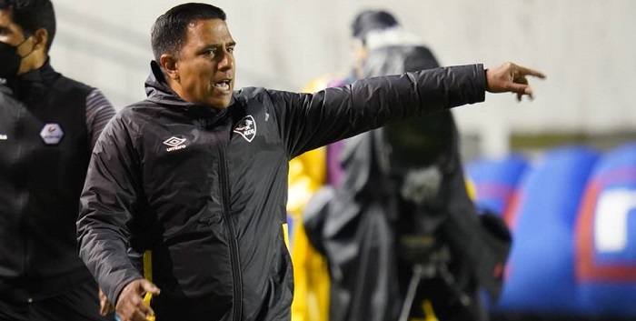 Deportivo Aucas de César Farías se escapa en el fútbol ecuatoriano