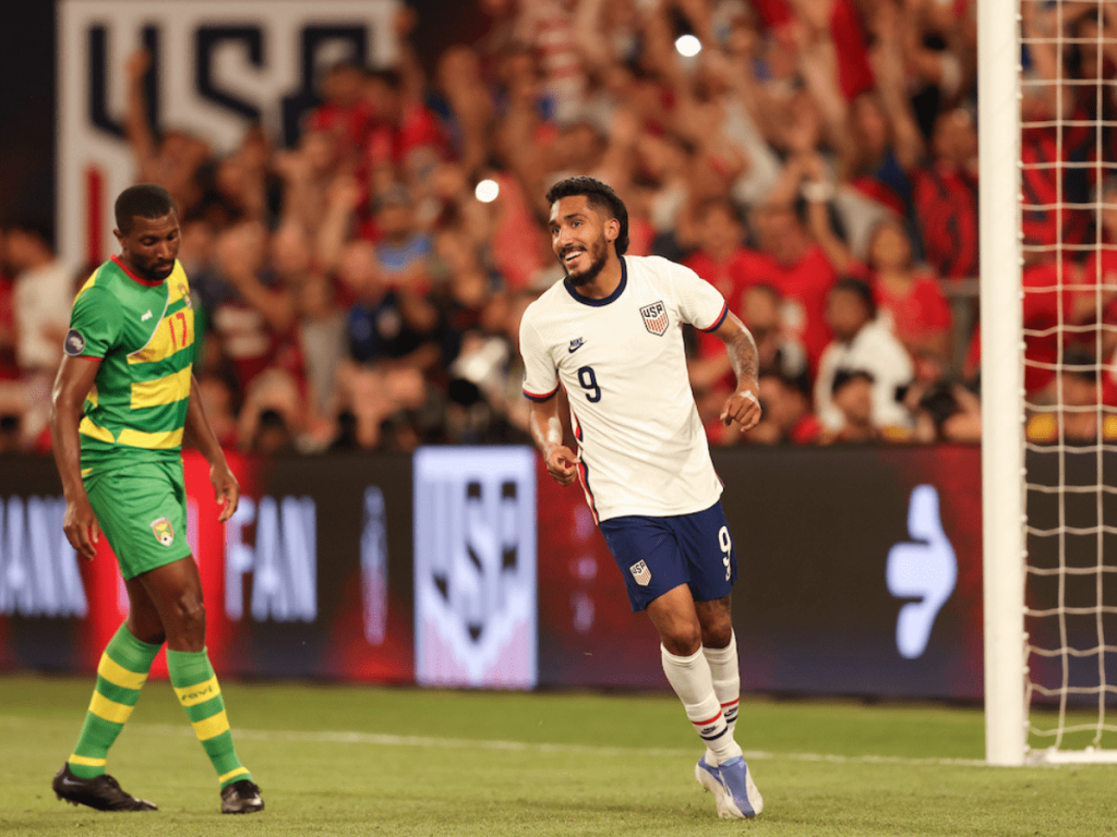 Estados Unidos presentó su uniforme para Qatar 2022