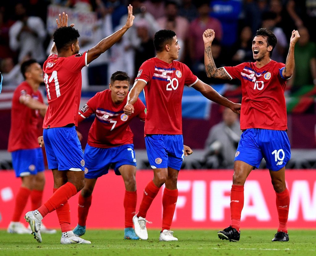 Costa Rica gana en un partido de locos con dos goles en cuatro minutos y meten miedo de cara al Mundial Qatar 2022