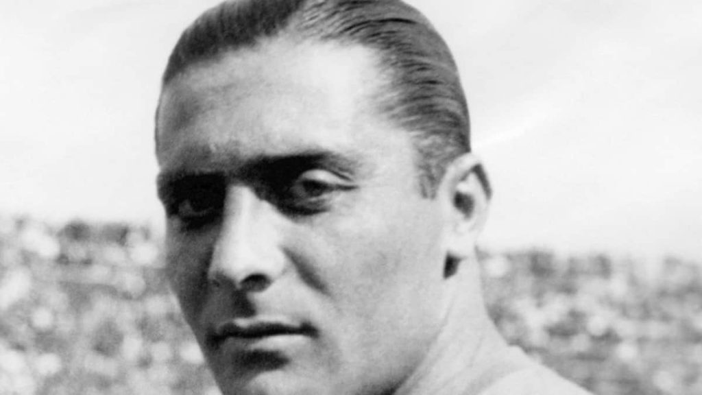 Giuseppe Meazza, el legendario futbolista que hizo huelga de hambre para que lo dejaran jugar