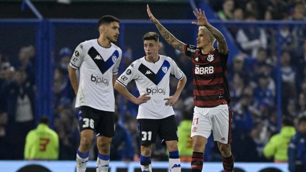Flamengo aplastó 4-0 a Vélez y dejó servido el pase a la final de la Libertadores