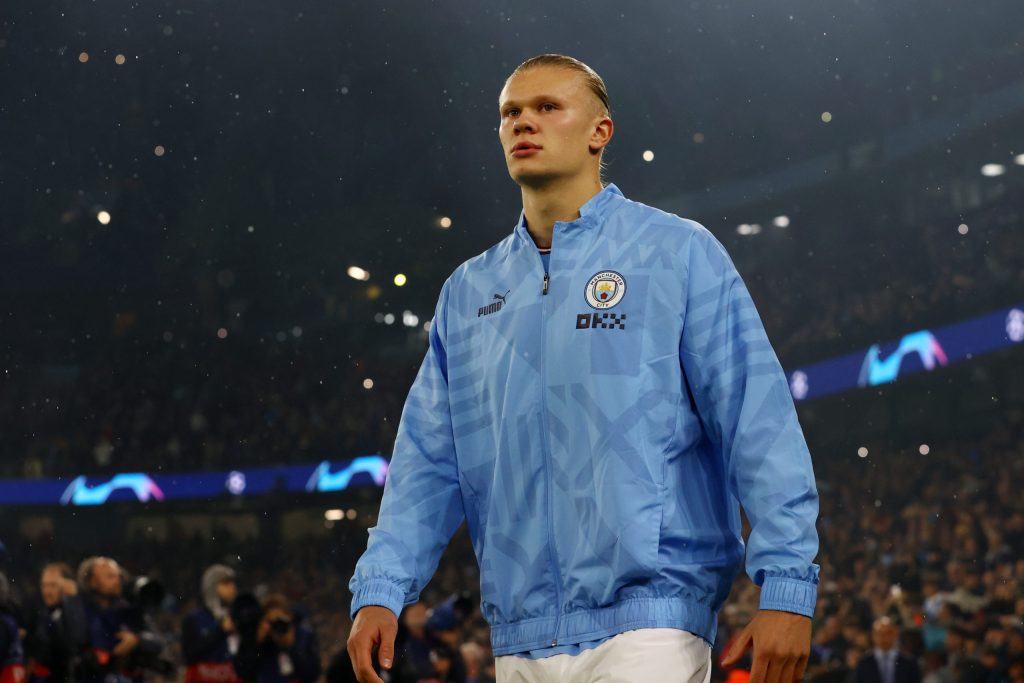 Erling Haaland gana $1 millón de dólares semanales en el Manchester City