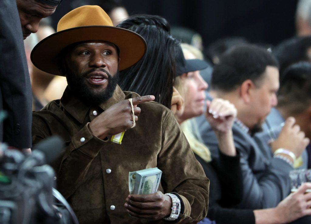 Floyd Mayweather Jr. vuelve a atacar al Canelo Álvarez: “Money” cuestiona la decisión del tapatío al no querer pelear contra mexicanos