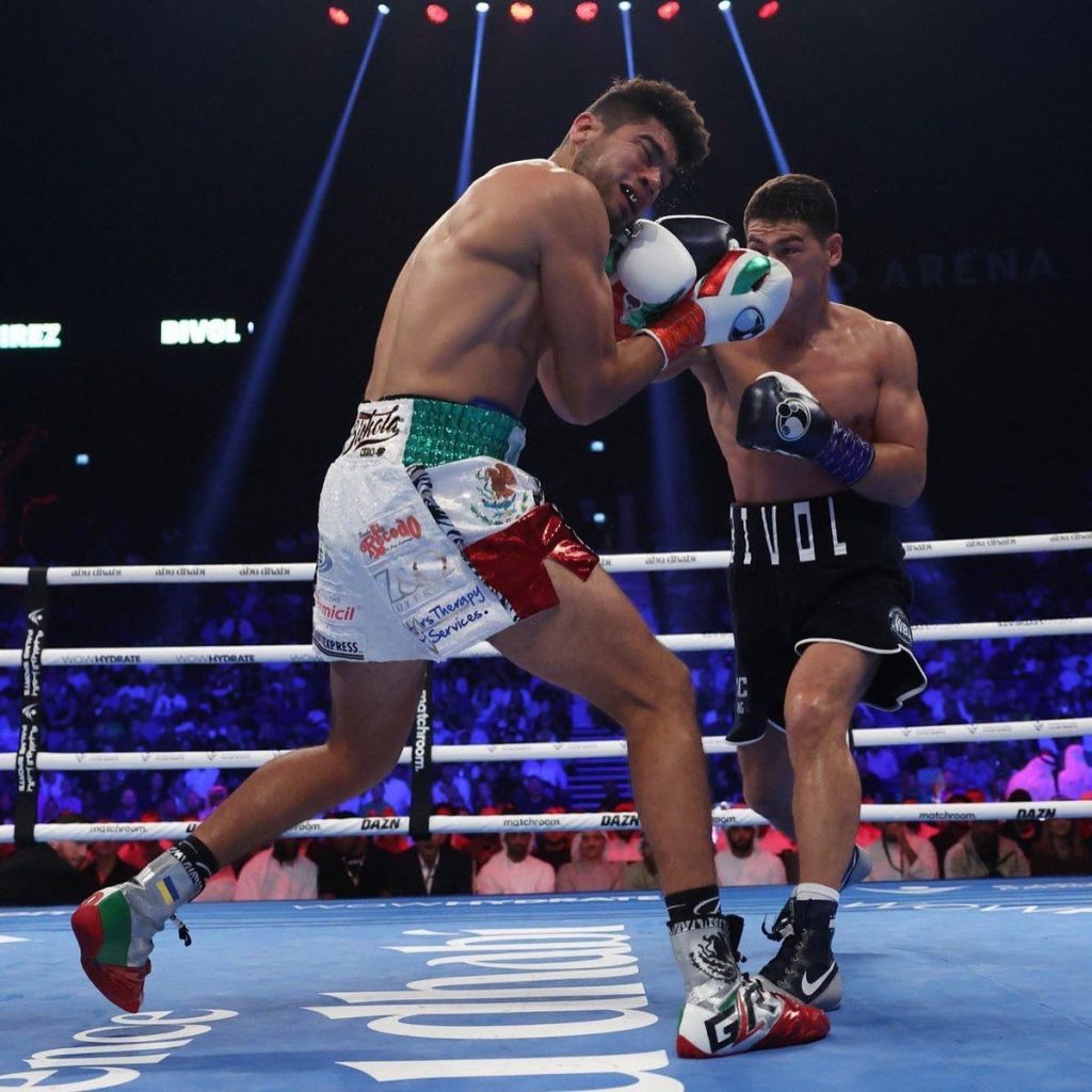 «Zurdo» Ramírez tampoco pudo con Bivol