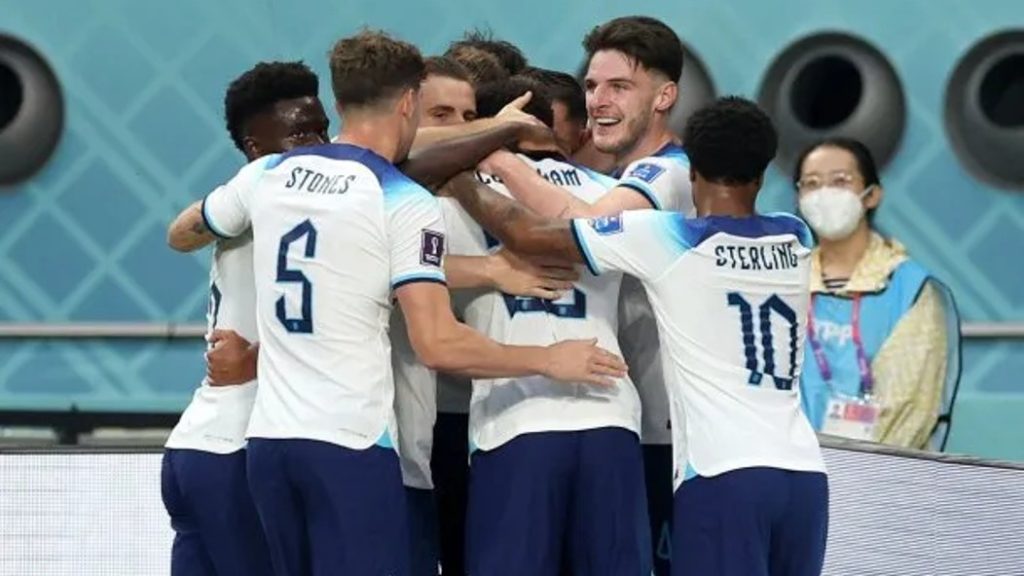 Jugador de Inglaterra abandonó Qatar tras enterarse que su familia fue secuestrada