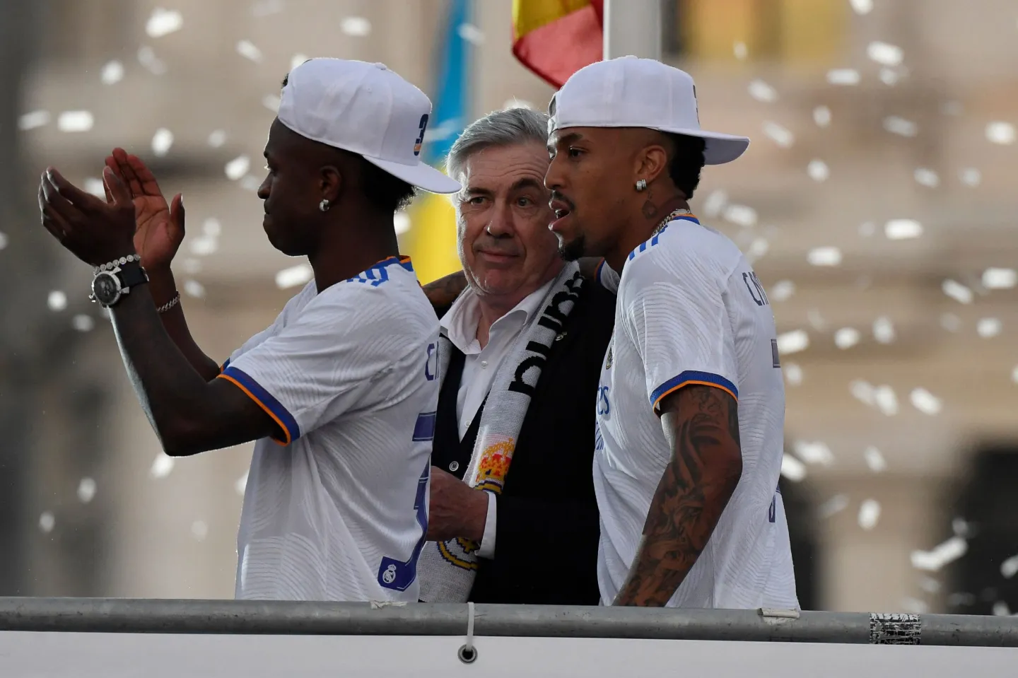 Carlo Ancelotti acepta que los brasileños del Real Madrid bromeen con que se lo llevarán a dirigir a la Verdeamarela