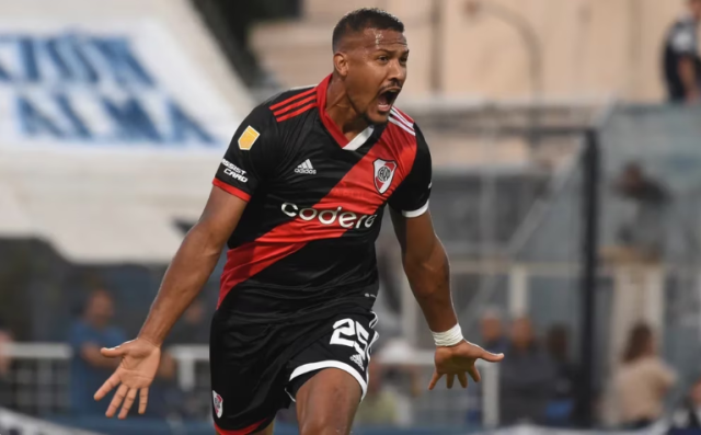 Golazo de Salomón Rondón le dio el triunfo a River sobre Gimnasia